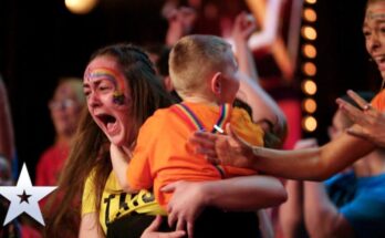 GOLDEN BUZZER! Sign Along With Us put on the GREATEST show!